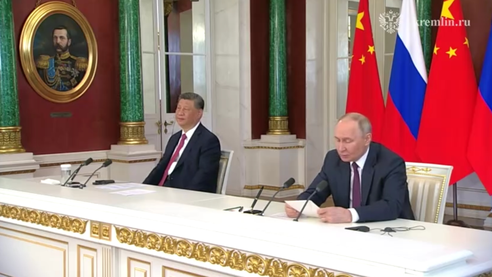 Владимир Путин и Си Цзиньпин вели переговоры 3,5 часа