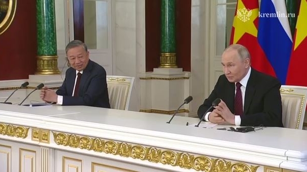 Путин и То Лам заявили о планах укрепить сотрудничество в сфере безопасности