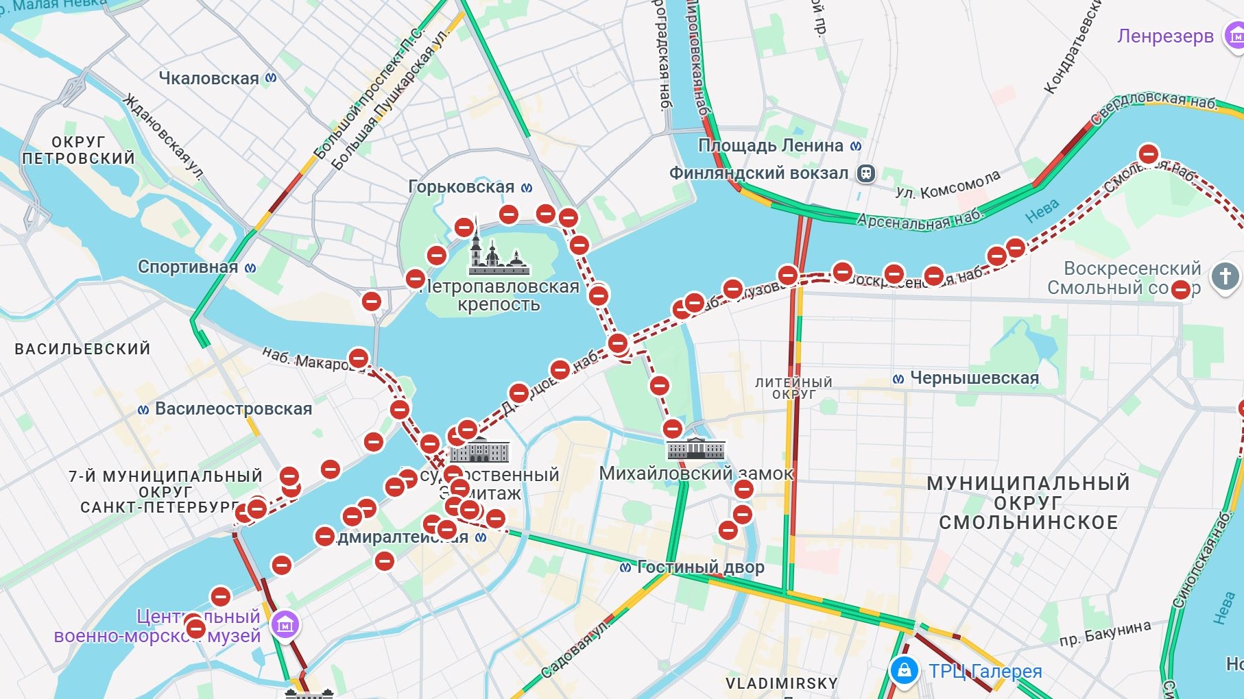 Забег и велофестиваль перекрыли дороги в Петербурге и на ЗСД