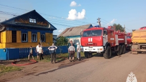 В Башкортостане в сгоревшем доме после тушения обнаружены тела троих детей