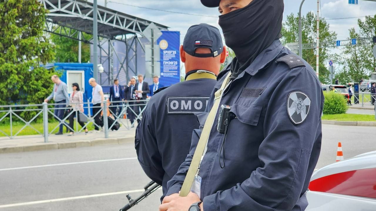 Несколько тысяч росгвардейцев обеспечивали безопасность в Петербурге во время ПМЭФ