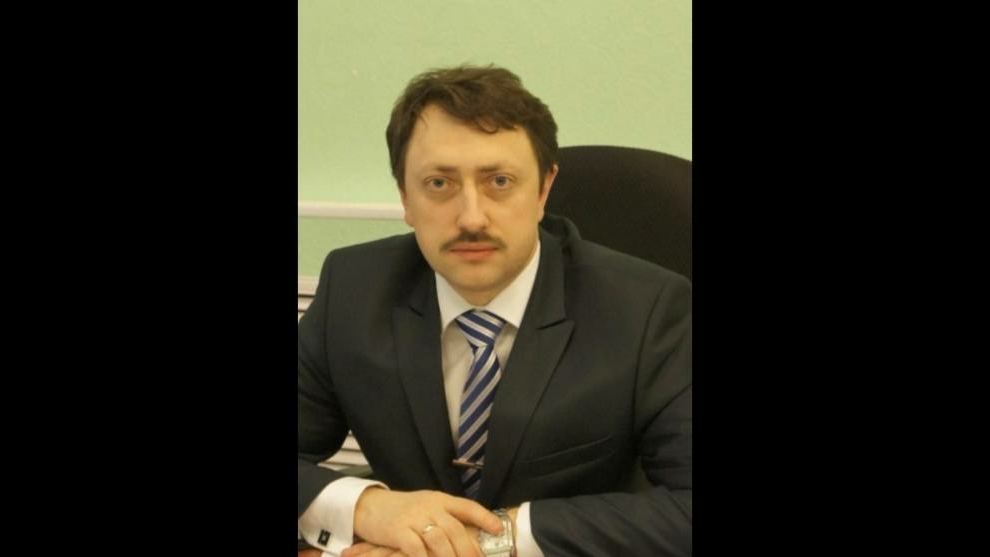 Стало известно, кто занял место врио главы Колпинского района после задержания начальника во время получения взятки