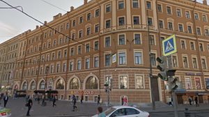 Полиция поймала пьяного хулигана, брызгавшего баллончиком в посетителей общепита на Сенной