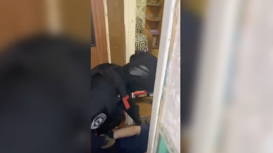 Брали по 4 500 рублей: на северо-востоке Петербурга пресекли нелегальную миграцию