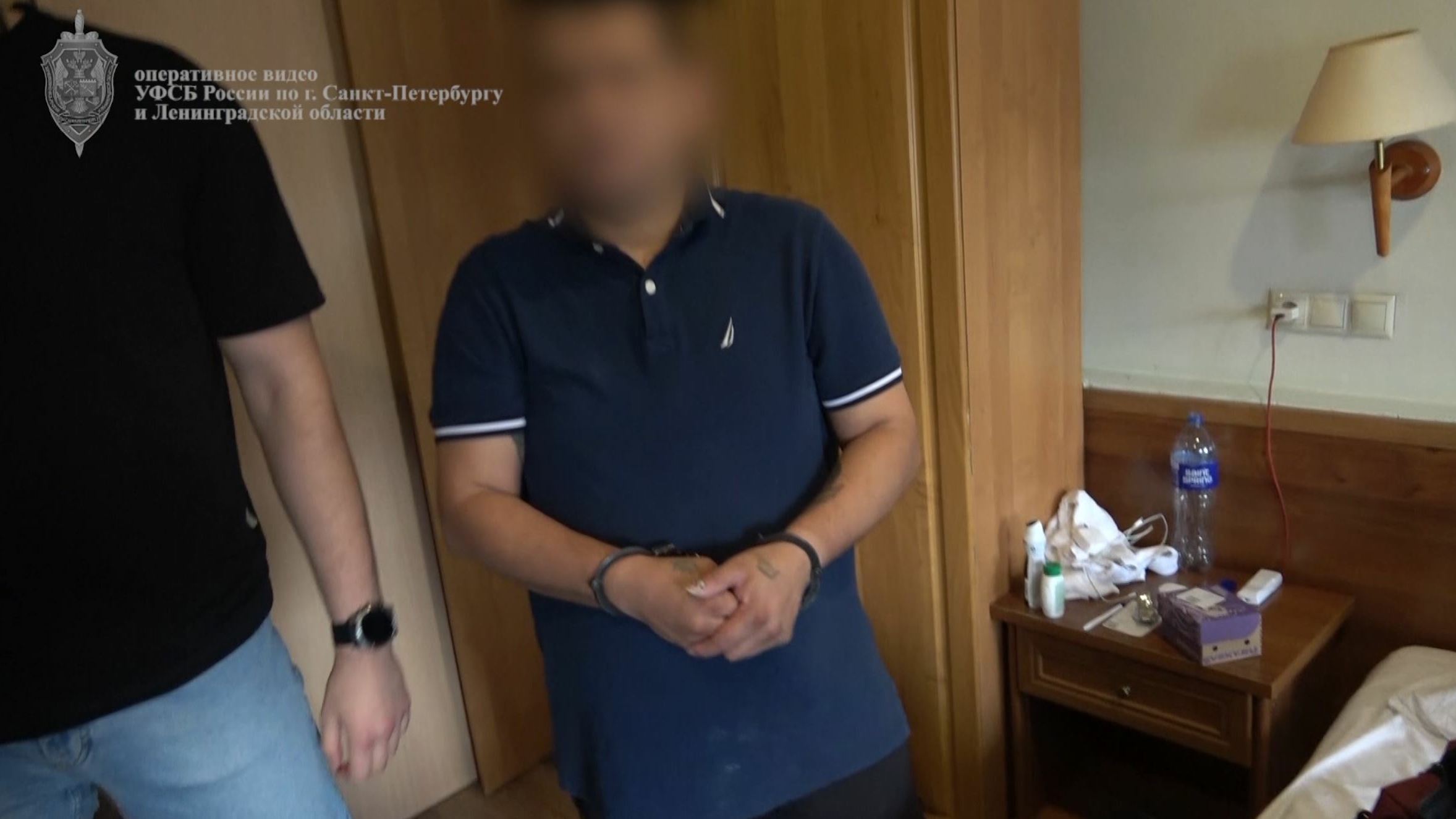 Изъяли 23 кг вещества: в Петербурге ФСБ задержала эквадорца, подозреваемого в сбыте крупной партии наркотиков
