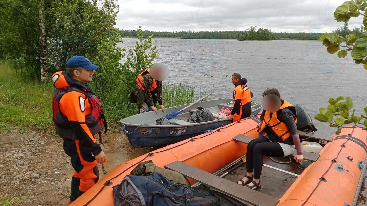 Троих не спасли: помощь спасателей в Ленобласти понадобилась больше полусотни раз за последнюю неделю лета