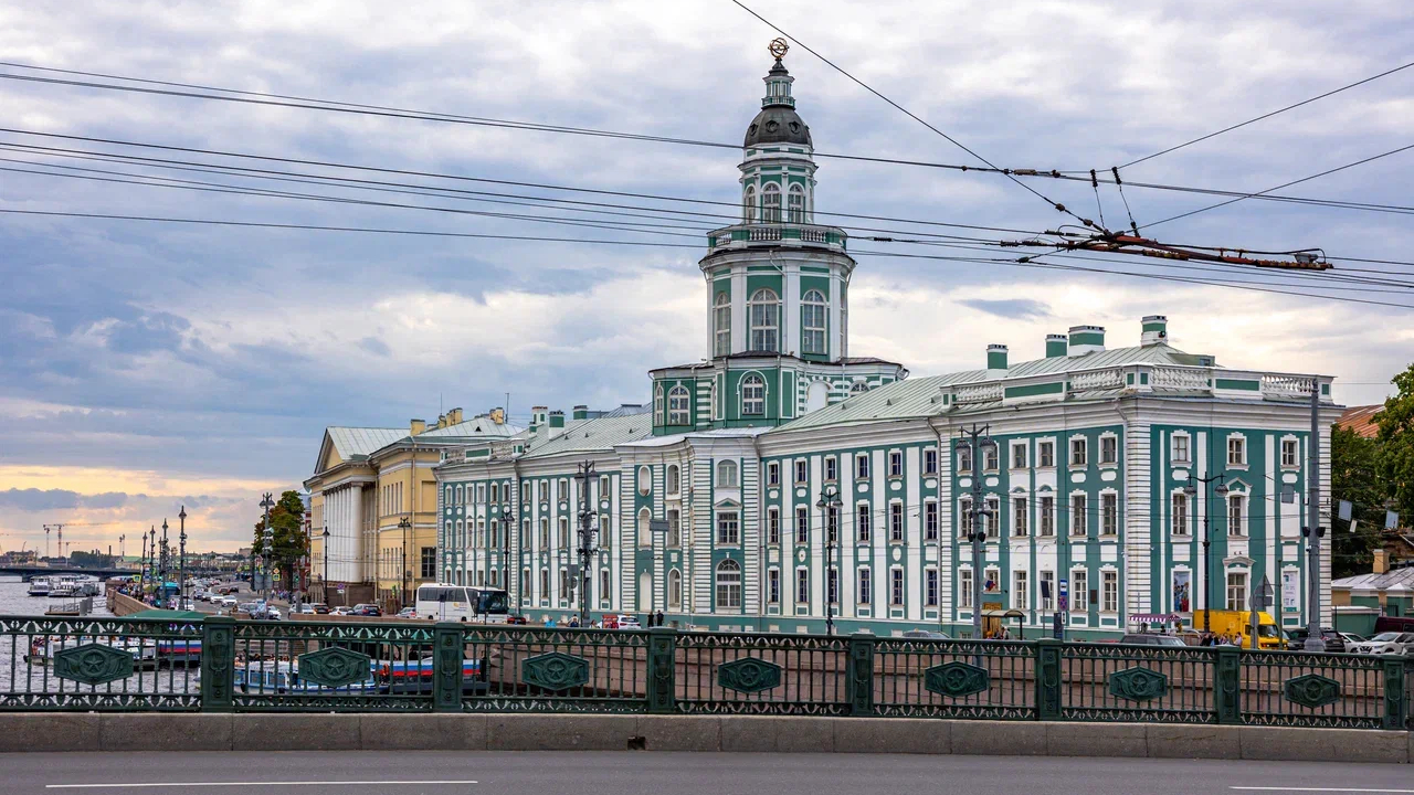 В Петербурге открыли два корпуса фондохранилища Кунсткамеры