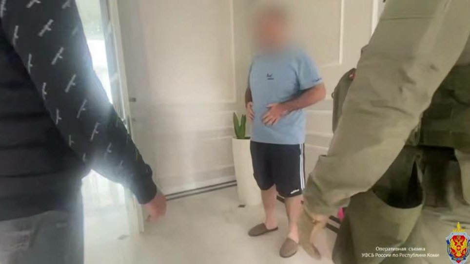 Главу петербургской стройкомпании обвинили в мошенничестве на 61 млн рублей: СК показал хоромы руководства