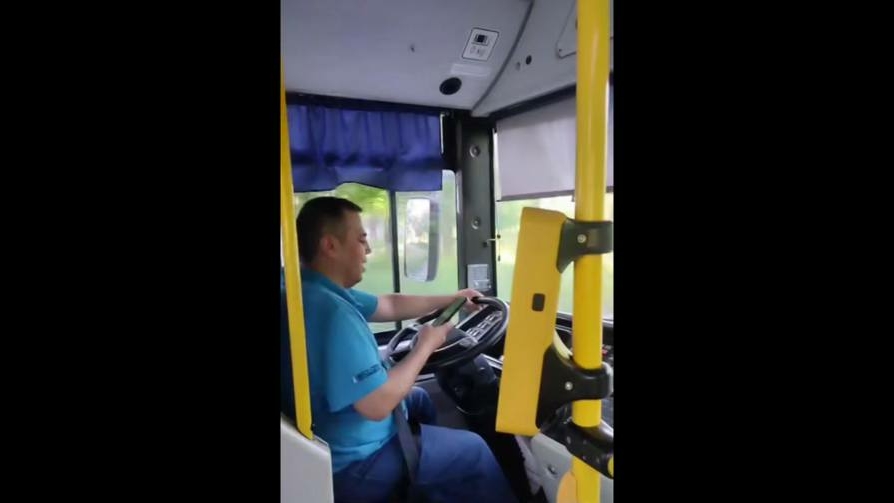 В Петербурге и области в 88 авариях виноваты водители автобусов