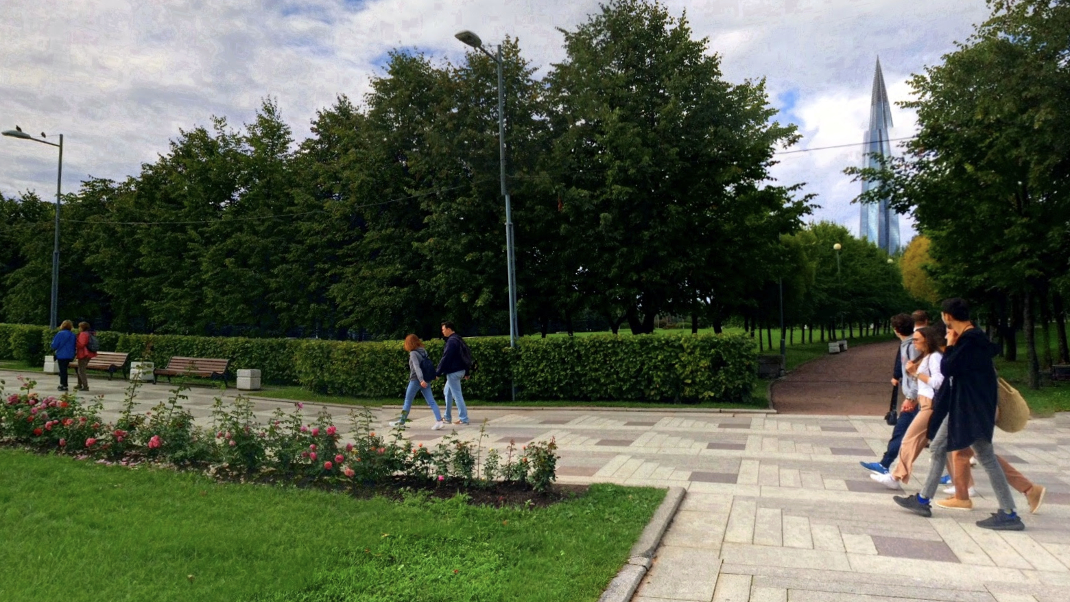 С наступлением жары у онанистов из Петербурга и Ленобласти плавятся мозги. Они вышли в леса и парки
