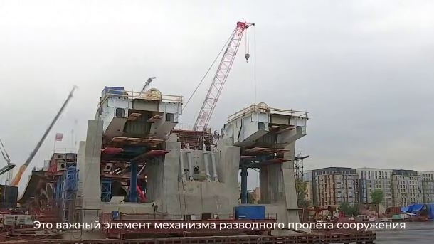 По 6 тонн каждый: на Большом Смоленском мосту установили первые гидроцилиндры, отвечающие за разводку