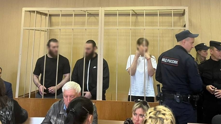 Развели почти на 14 млн рублей: в Петербурге суд вынес приговор барам с консуматоршами