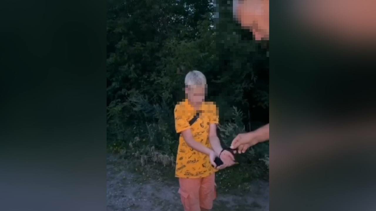 «Хочу вопрос закрыть»: заставивший умыться подростков зеленкой чувашский бизнесмен извинился перед одной из них 