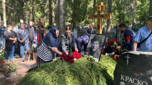 Родственники и близкие напугались: что произошло на похоронах Краско в Петербурге?