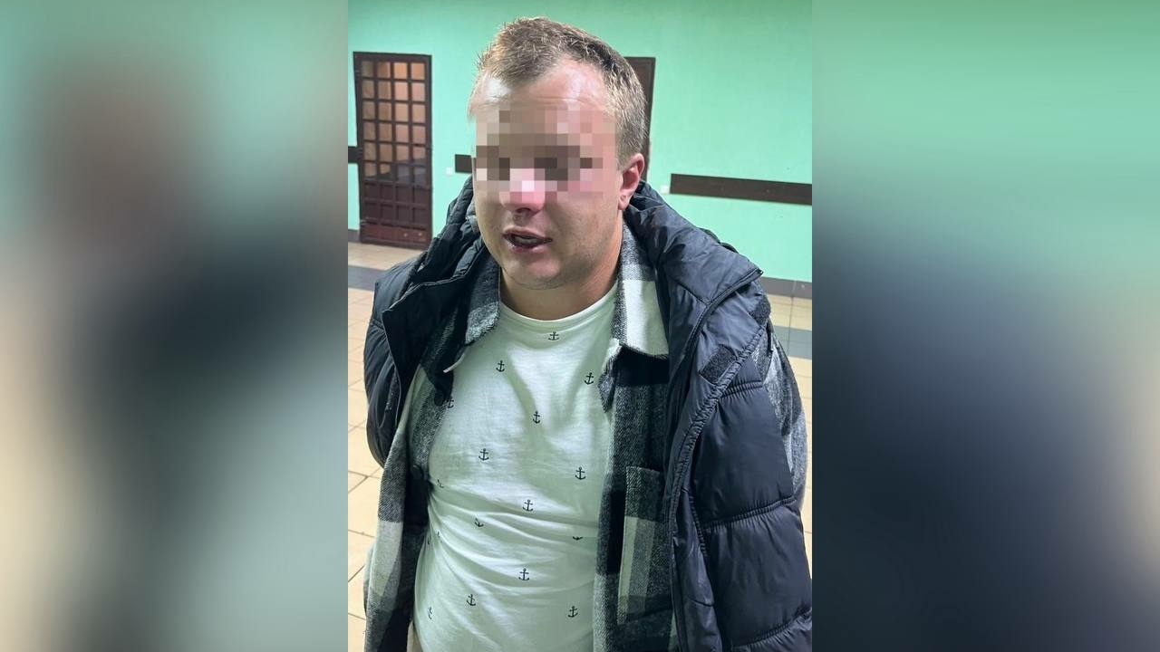 Угрожал спутнице и порезал случайного заступника: что известно конфликте 22 августа с «Гостиного Двора»