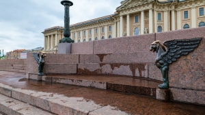 Без подробностей: «Мостотрест» заплатит за ремонт набережных 44 млн
