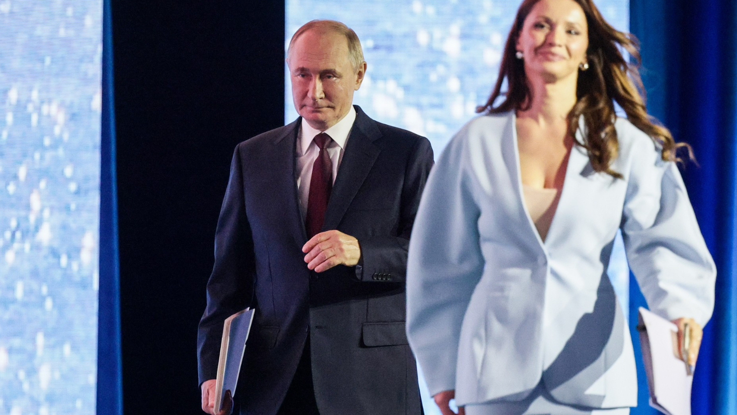 Высокие зарплаты, ипотека 2% и новые льготы: Путин рассказал, как изменится жизнь россиян к 2036 году