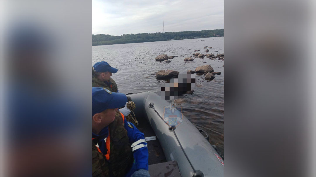 Спустя сутки поисков исчезнувшего на реке Свирь спасатели нашли труп