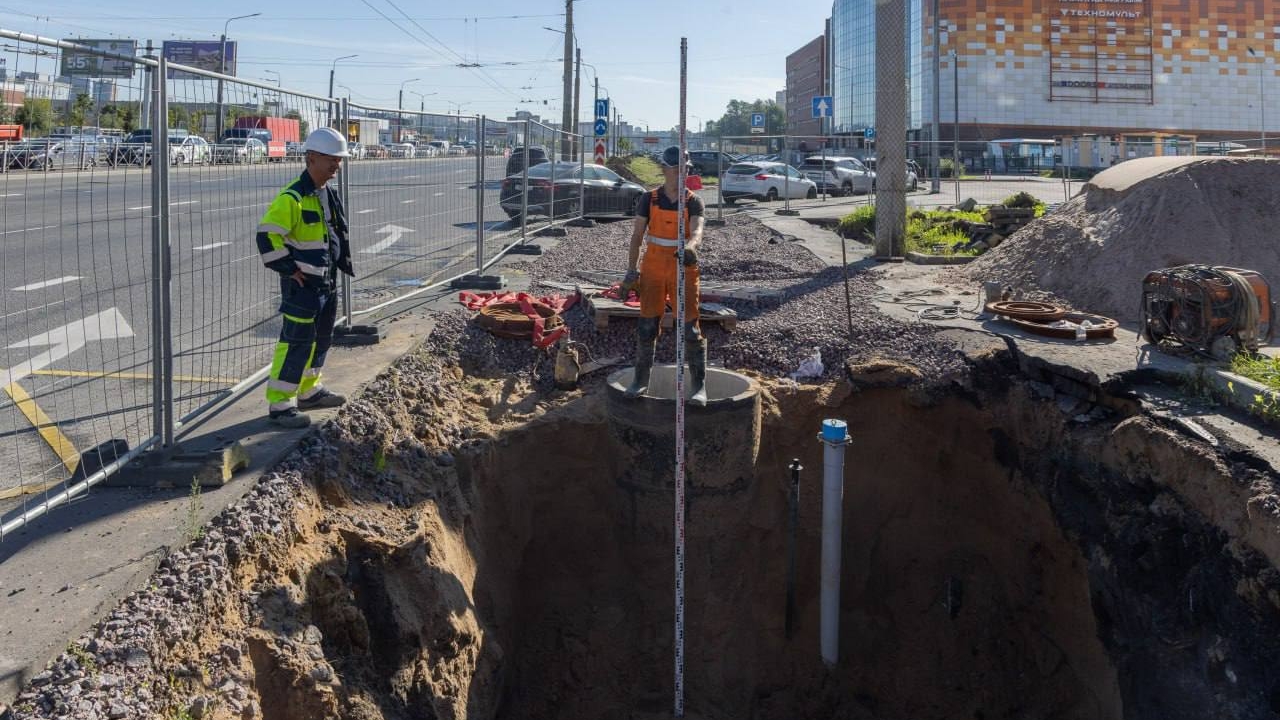 Стало известно, когда закончат ремонт водопровода в Приморском районе Петербурга