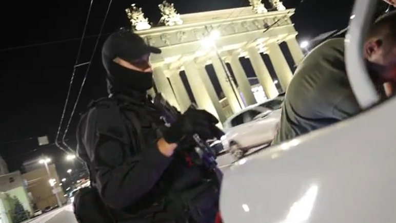 Чем закончился рейд на дорогах Московского района: нелегалы, нарушители ПДД и другая «корочка»