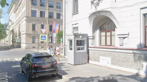 Сбежавший из суда экс-чиновник Авакян найден мертвым в консульстве Армении в Петербурге: что известно