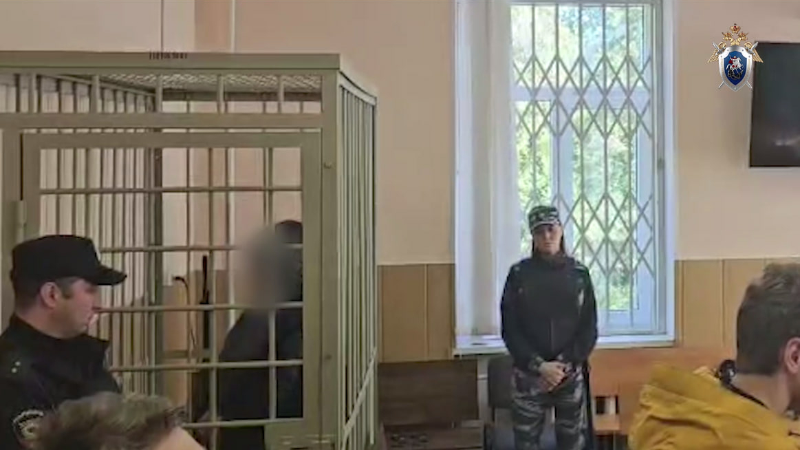 После массовых отравлений суррогатом в Ленобласти шесть человек отправились в СИЗО