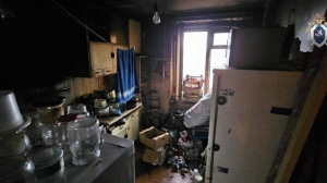 Очередные жертвы суррогата? Два трупа и канистры со спиртом нашли на Будапештской