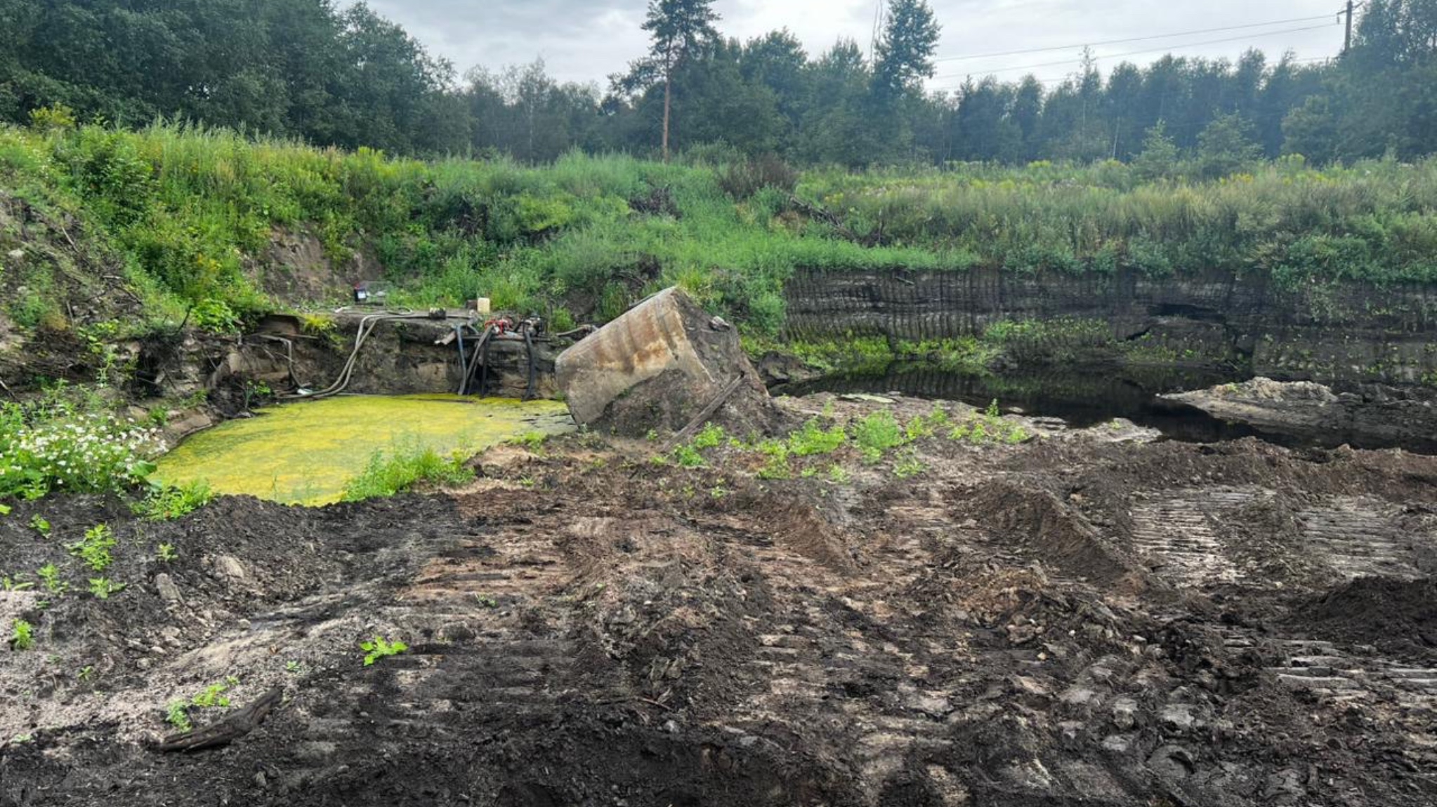 В Петербурге задержали бизнесмена за свалку опасных отходов на «Невском пятачке»