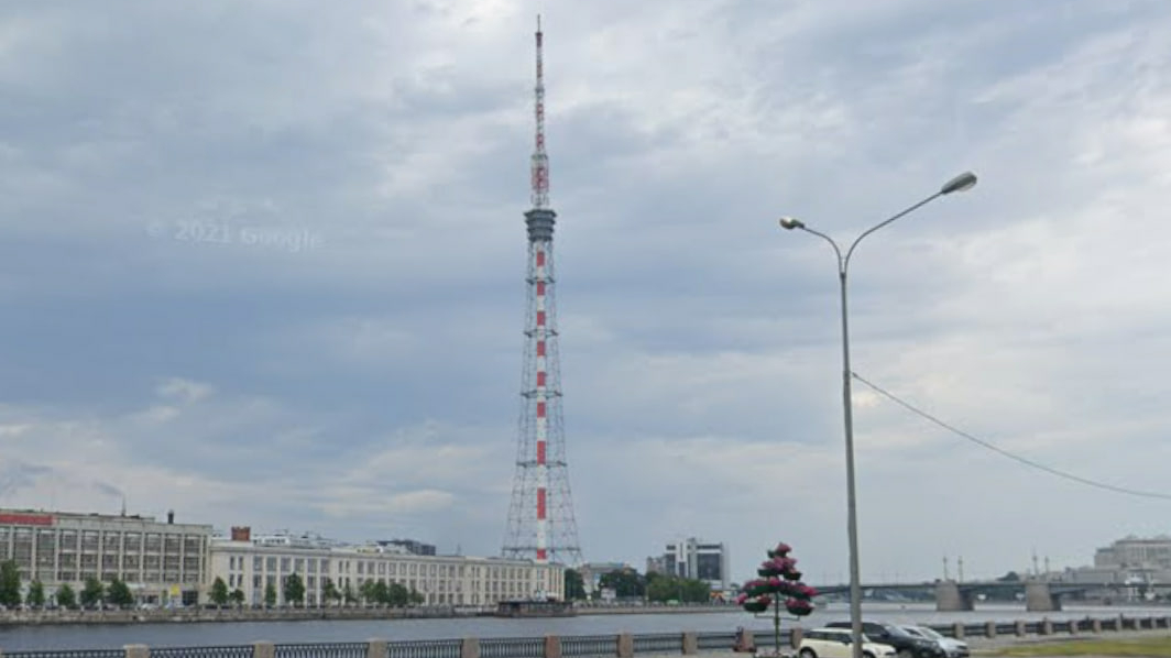 Разноцветные цветы распустятся на телебашне Петербурга в честь Дня учителя