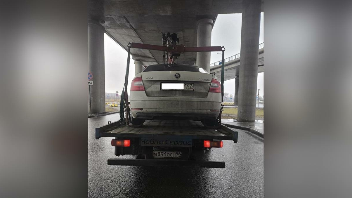 Нарушения у каждого третьего: чем закончилась проверка таксистов в Пулково