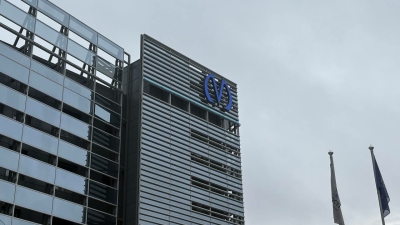 «Петербургский метрополитен» не спешит печатать схемы с двумя новыми станциями метро