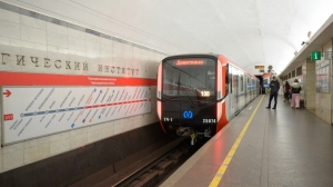 В Петербург поставили последнего красного «Балтийца» — на очереди коричневая ветка