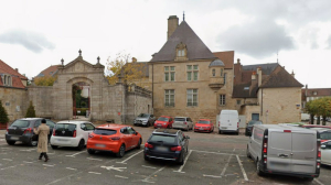 Воришки наведались в еще один музей во Франции: исчезла коллекция монет XVIII–XIX веков