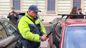 Схема «кнута» и «пряника» на петербургских платных парковках: зачем поднимают штрафы?