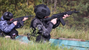 В Ленобласти росгвардейцы отработали поражение беспилотников из пулеметов