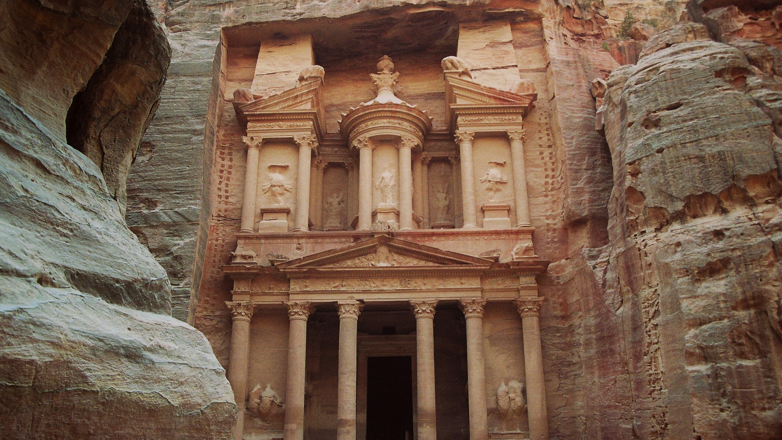 Российские путешественники смогут посещать Иорданию без визы