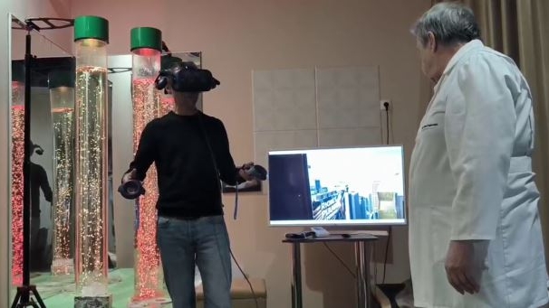 В Петербурге фобии и депрессию начали лечить VR-очками