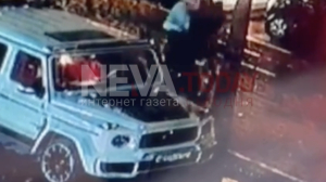 Появились кадры нападения похитителей на футболиста Мостового в Петербурге