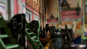 СК Петербурга завел дело о покушении после поджога «дома» художника Нельсона Искандаряна