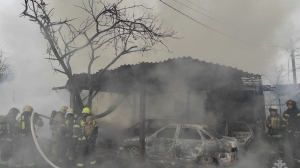На пепелище после страшного пожара в СНТ в Петербурге нашли тела матери и детей
