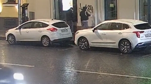 Петербуржцы не успели насладиться реставрацией «Доходного дома Бадаева»: вандалы опять напомнили о себе