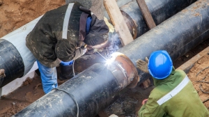 Крупнейшая авария теплосети в Петербурге: десятки тысяч жителей Невского района и Кудрово остались без отопления