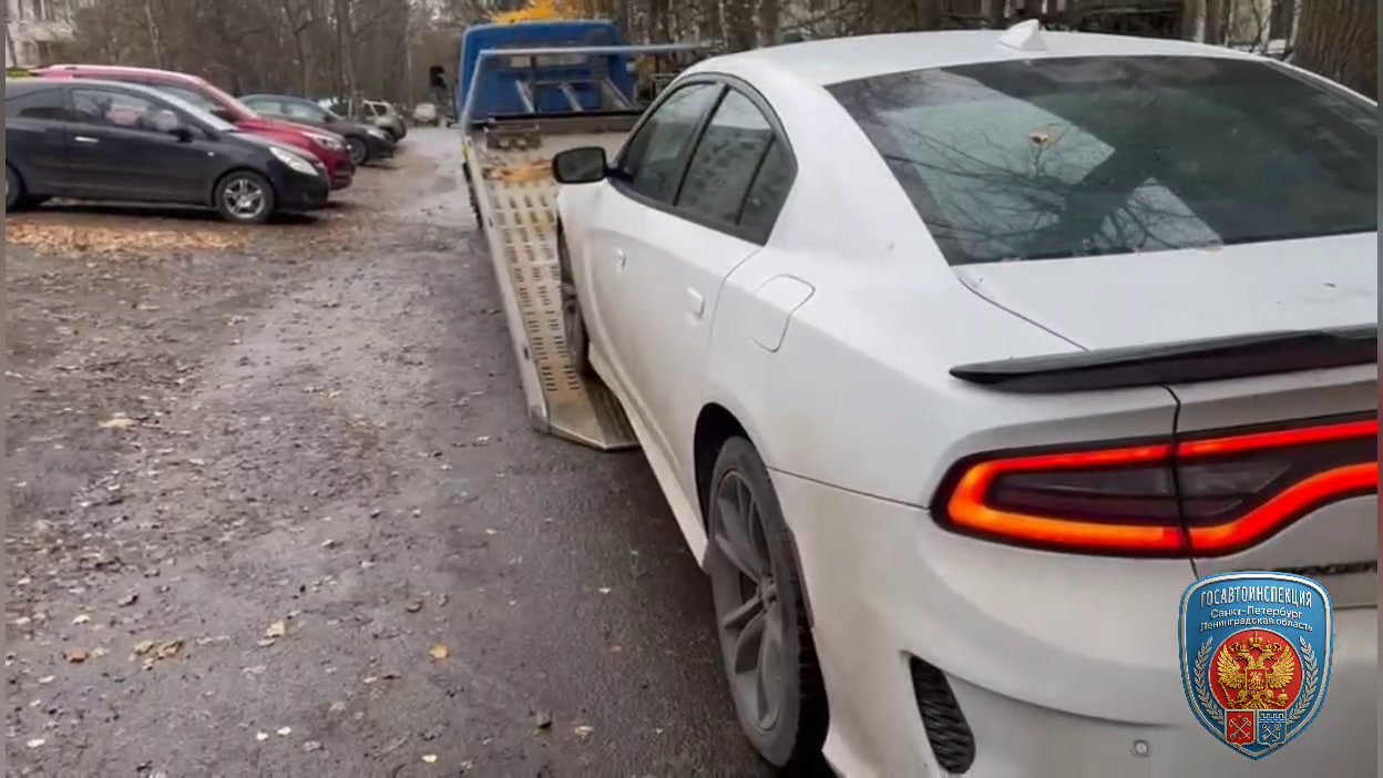 В Петербурге за 10 дней нашли больше 1200 иностранных машин с просроченным штрафами