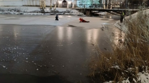 Ночная экспедиция в парк Городов-Героев закончилась для петербурженки переохлаждением