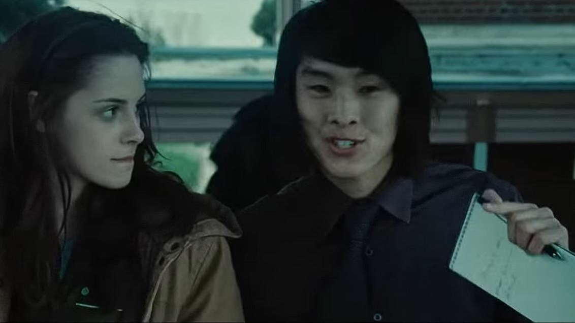 Актер из «Сумерек» подрался с незнакомцами в центре Петербурга