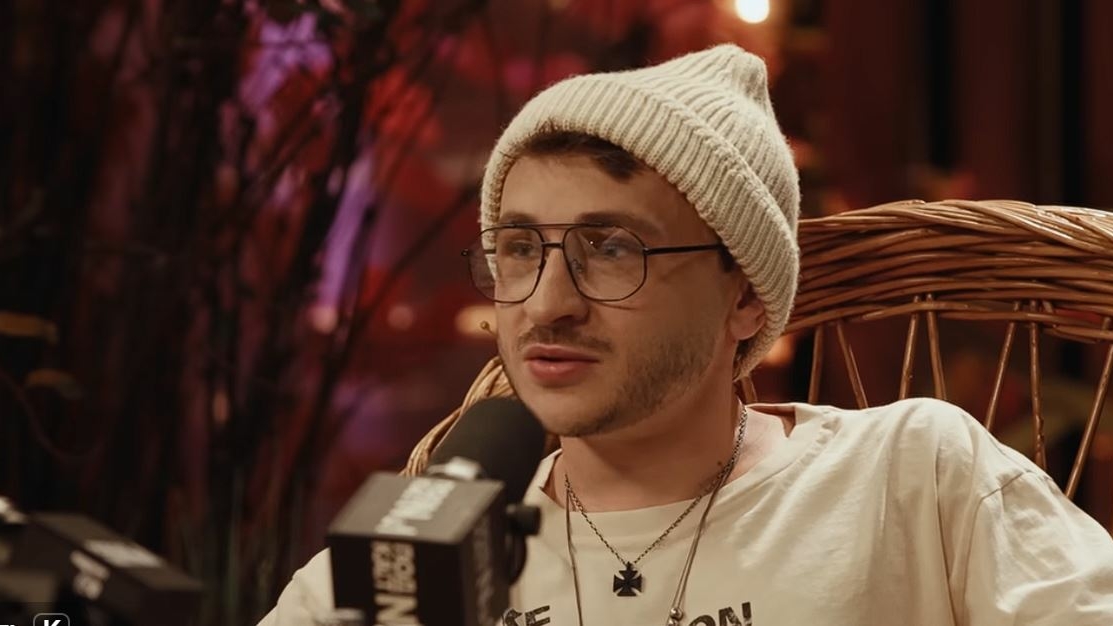 Столкнулись с ковидом: рэпер Джарахов и его возлюбленная слегли под капельницы с пневмонией