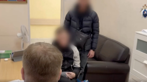 СК показал видео с поджигателем, пытавшимся убить бывшую и ее детей на Науки