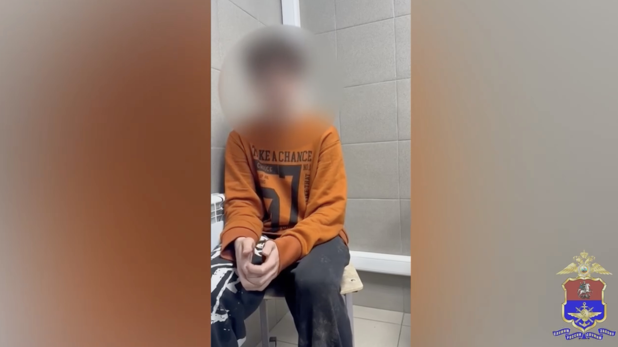 МВД показало видео со школьником, задержанным за поджог релейного шкафа в Подмосковье