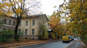 Здание первого Ленинградского телецентра на Петроградке продают за 140 млн