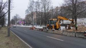 «Водоканал» одолел 700 метров водопровода на проспекте Непокоренных: на работы ушло два года